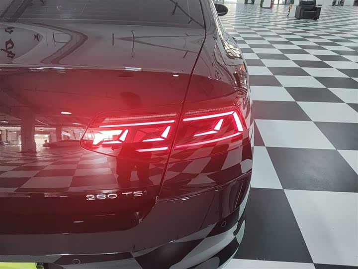 Фото 8 - Volkswagen Magotan