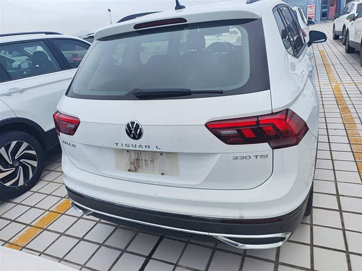 Фото 6 - Volkswagen Tiguan L Pro