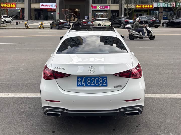 Фото 4 - Mercedes-Benz C-Class