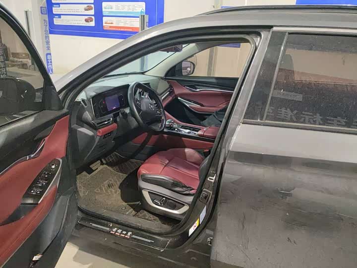 Фото 3 - Changan CS75 Plus