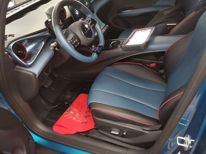 Фото 15 - BYD Dolphin