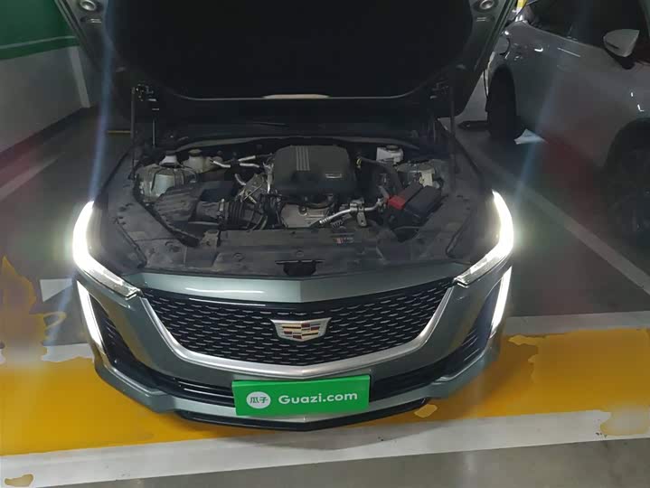 Фото 11 - Cadillac CT5