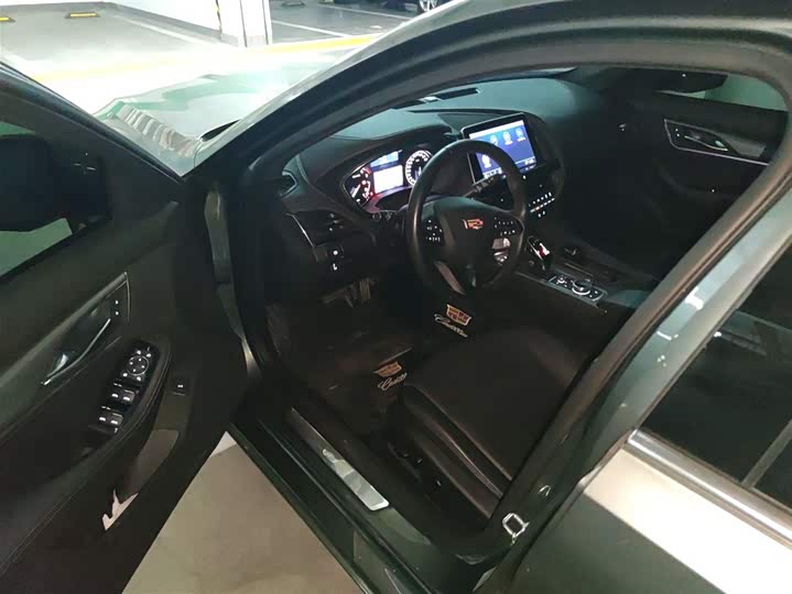 Фото 14 - Cadillac CT5