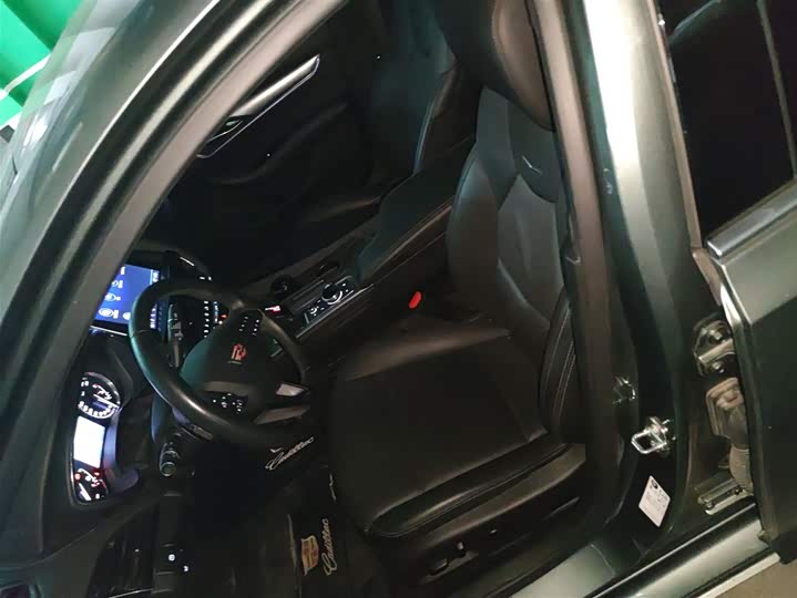 Фото 8 - Cadillac CT5