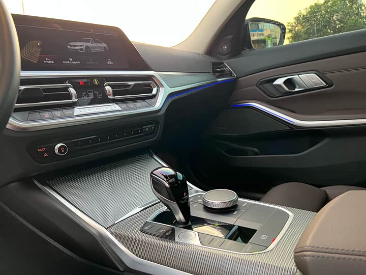 Фото 13 - BMW 3 Series