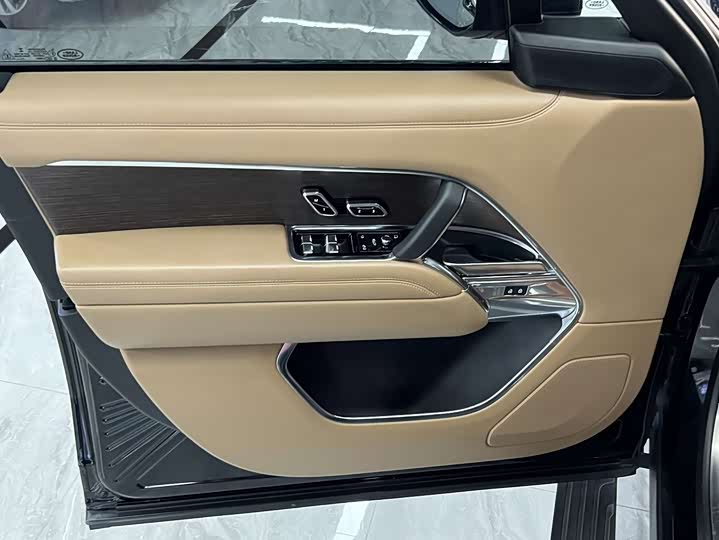 Фото 13 - Land Rover Range Rover