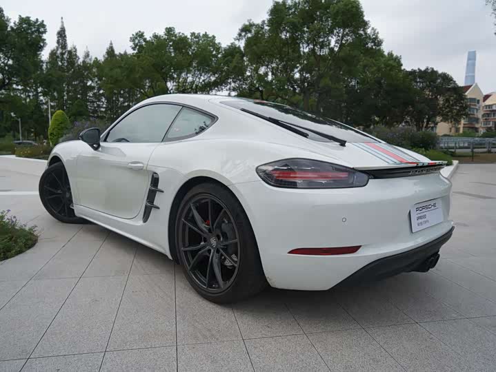 Фото 15 - Porsche 718