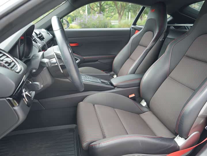 Фото 6 - Porsche 718