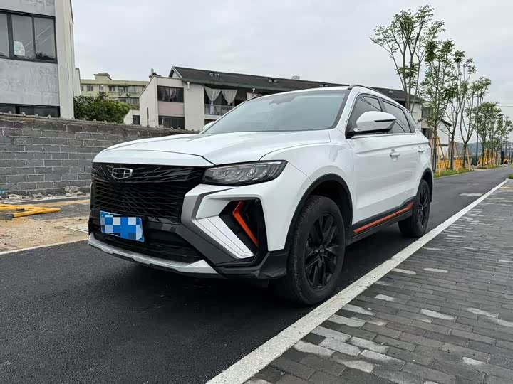 Фото 1 - Geely Atlas