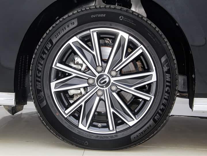 Фото 11 - GAC Trumpchi M8