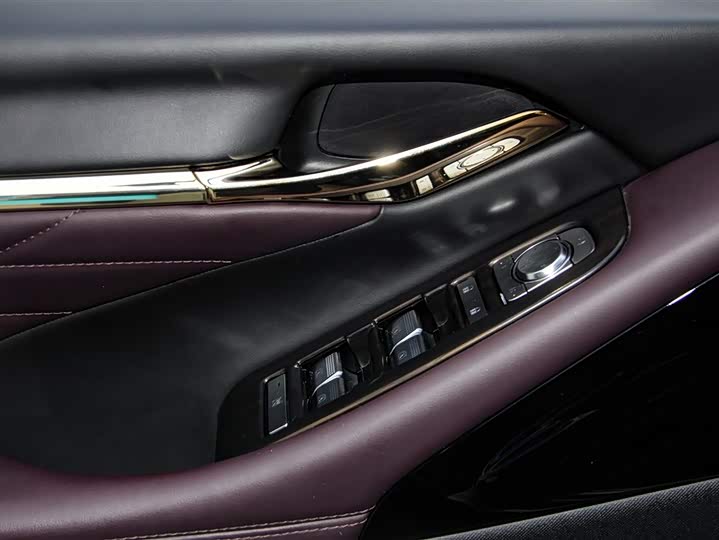 Фото 31 - GAC Trumpchi M8