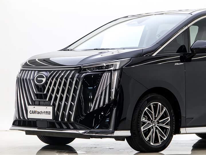 Фото 7 - GAC Trumpchi M8