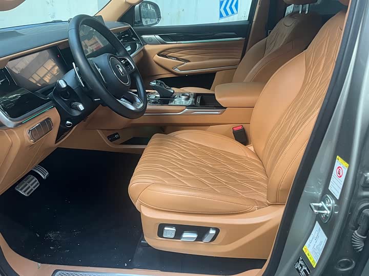 Фото 7 - Tank 500 Hybrid