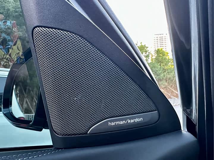 Фото 20 - BMW X6 M