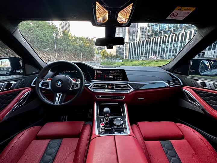 Фото 8 - BMW X6 M