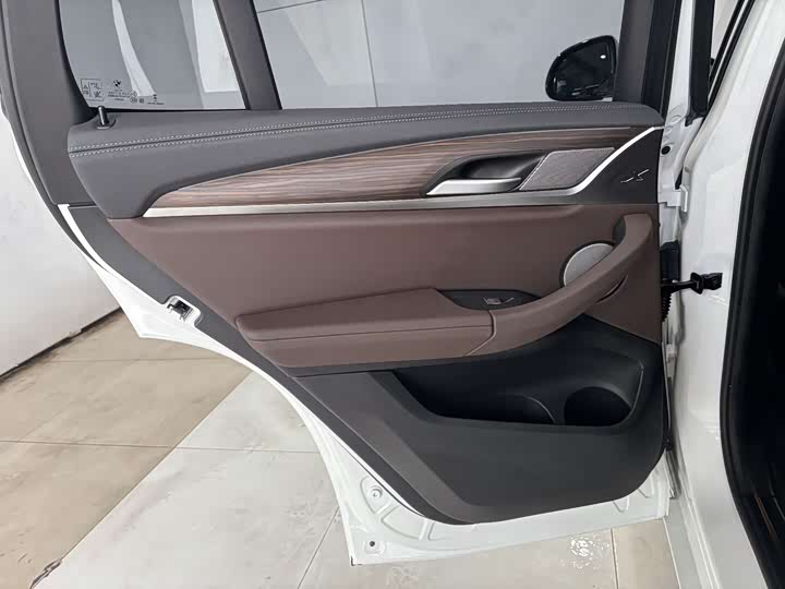 Фото 21 - BMW X3