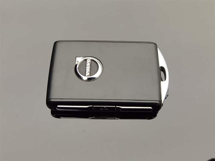 Фото 19 - Volvo XC90