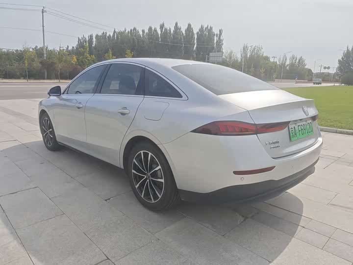 Фото 8 - Roewe D7