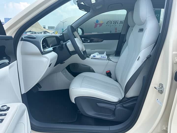 Фото 12 - Geely Galaxy Geome