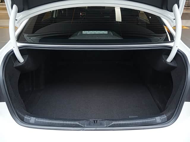 Фото 13 - Volkswagen Lamando L