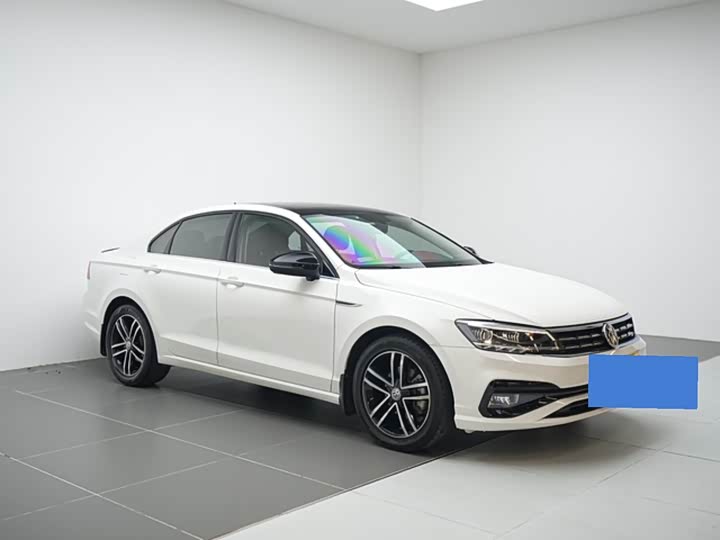 Фото 3 - Volkswagen Lamando L