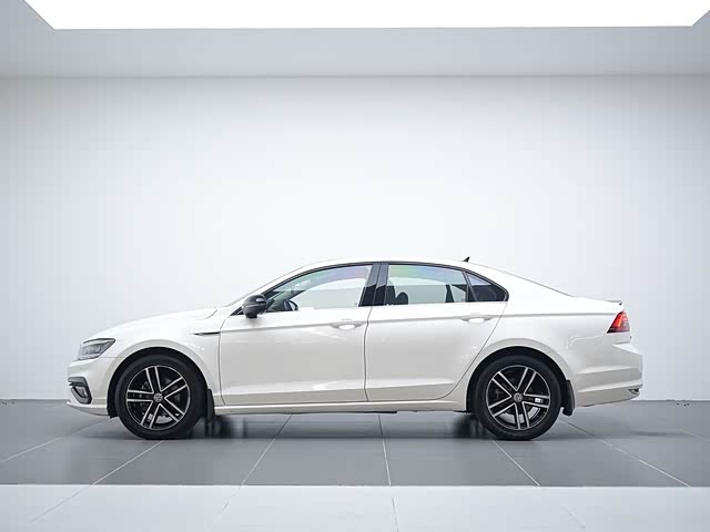 Фото 8 - Volkswagen Lamando L