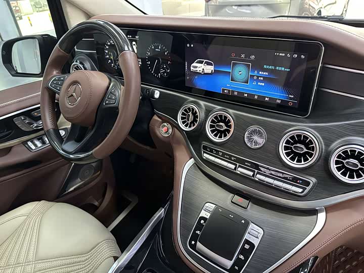 Фото 11 - Mercedes-Benz Vito