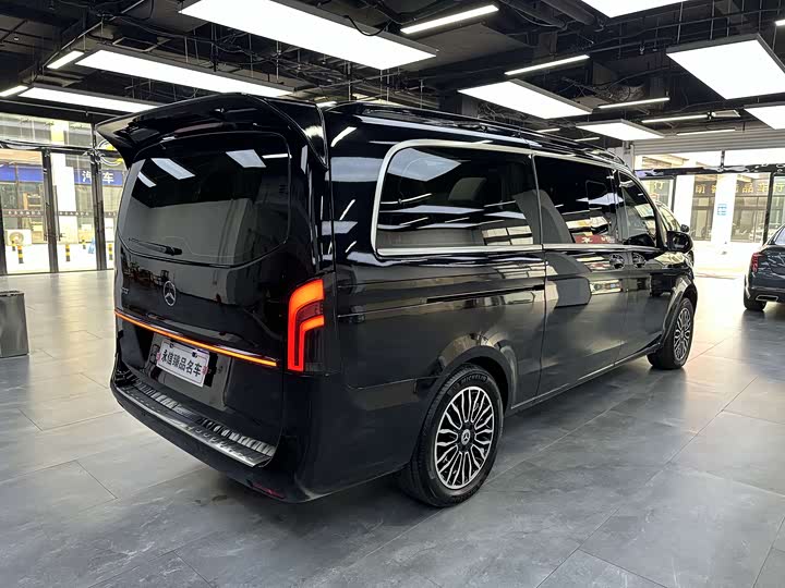 Фото 4 - Mercedes-Benz Vito