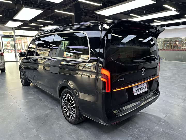 Фото 6 - Mercedes-Benz Vito