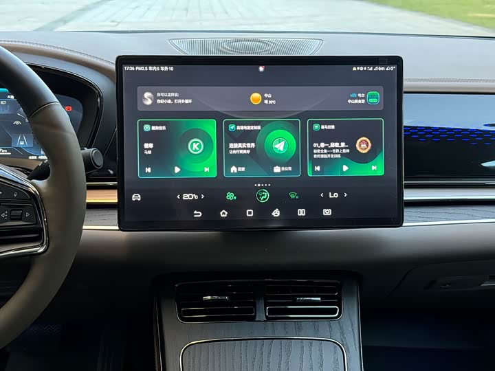 Фото 14 - BYD Han