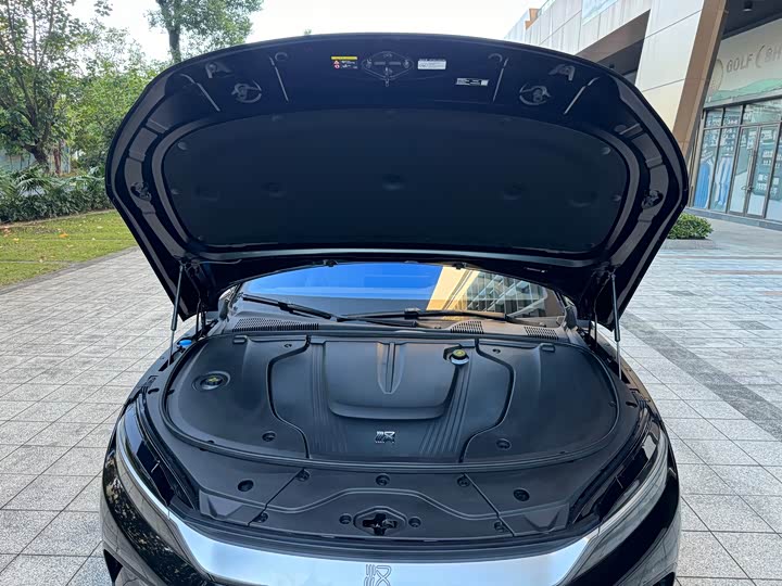 Фото 21 - BYD Han