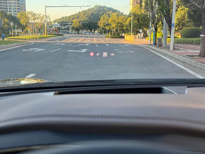 Фото 25 - BYD Han