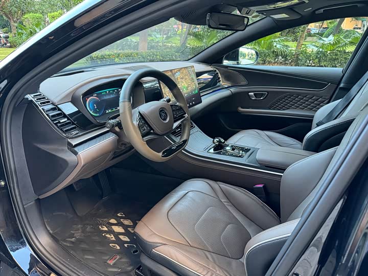 Фото 4 - BYD Han