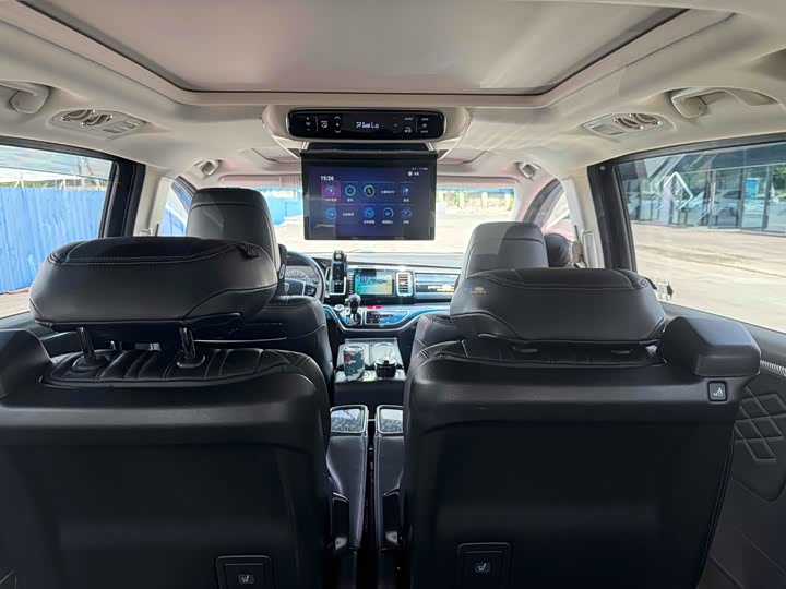 Фото 12 - Honda Elysion