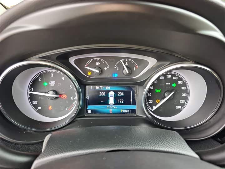 Фото 12 - Buick Envision Plus