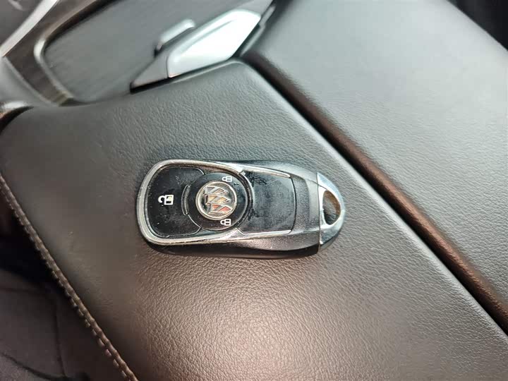 Фото 9 - Buick Envision Plus