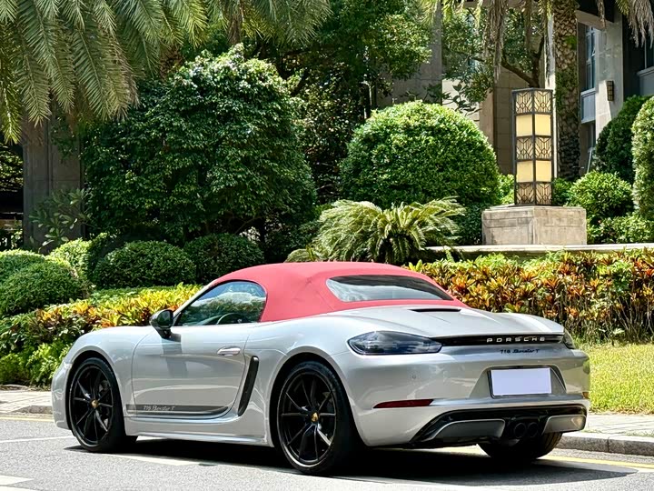 Фото 7 - Porsche 718