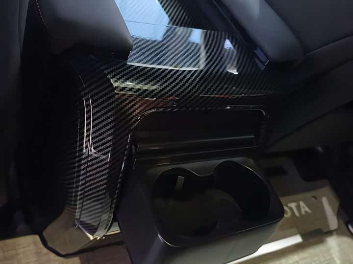 Фото 12 - Toyota Sienna