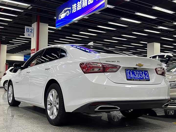 Фото 23 - Chevrolet Malibu XL