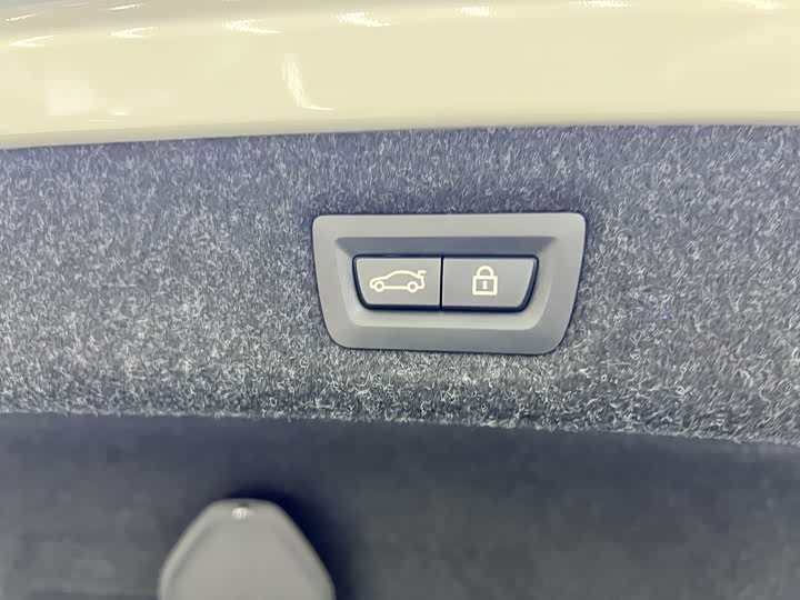 Фото 7 - BMW 5 Series Hybrid