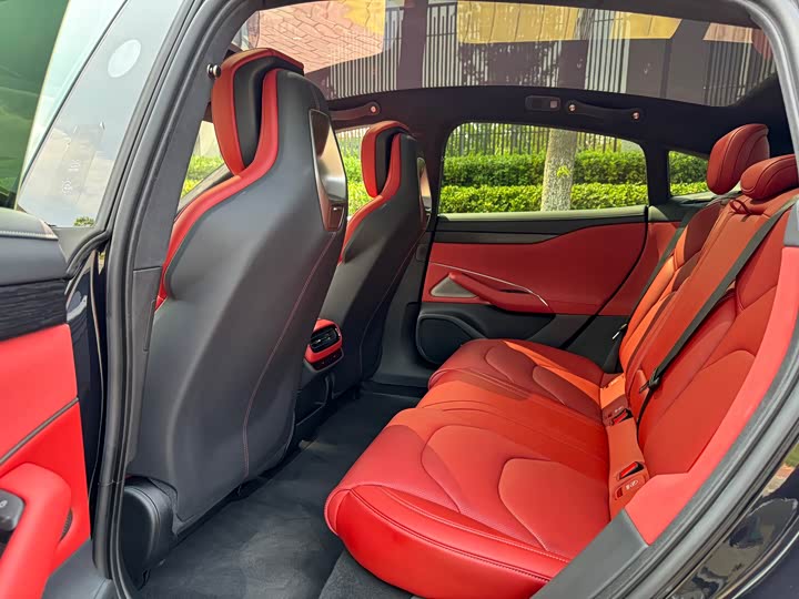 Фото 6 - Xiaomi SU7