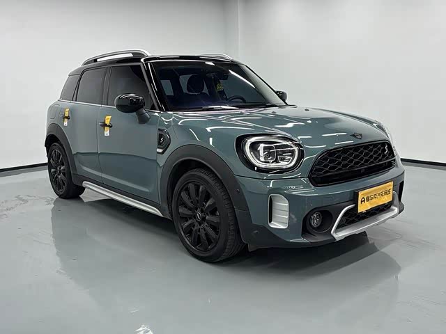 Фото 2 - Mini Countryman
