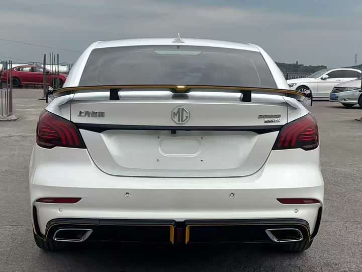 Фото 8 - MG Motor 6