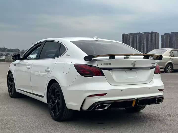 Фото 9 - MG Motor 6