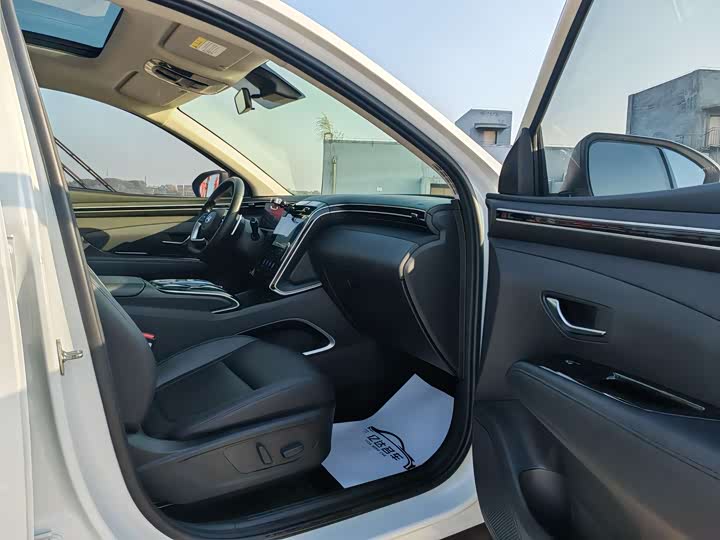 Фото 16 - Hyundai Tucson L