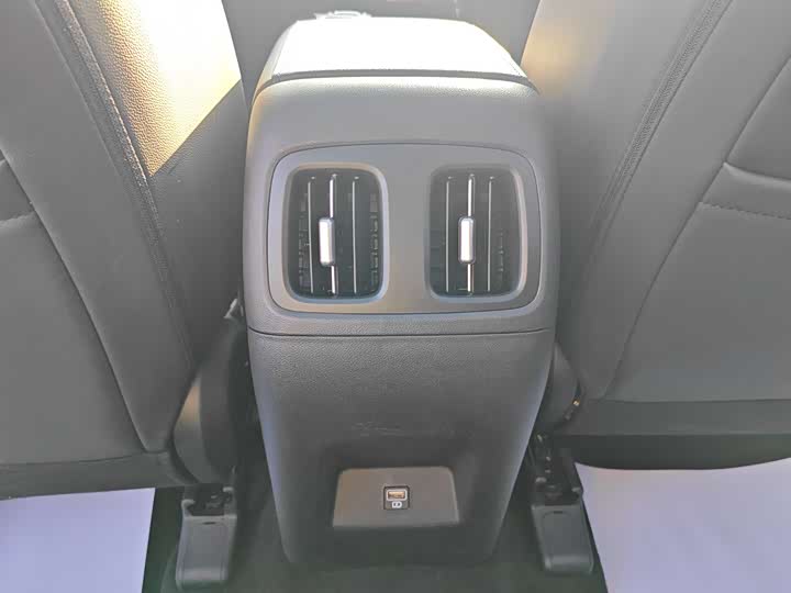 Фото 18 - Hyundai Tucson L