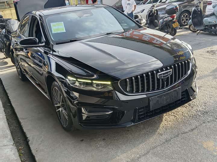 Фото 3 - Geely Preface