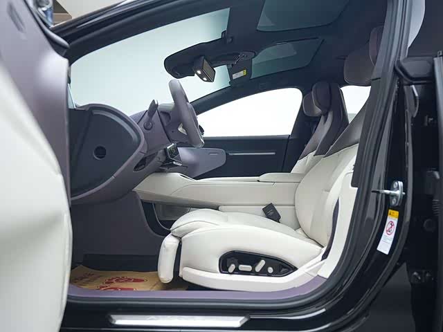 Фото 10 - Avatr 12