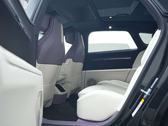 Фото 14 - Avatr 12