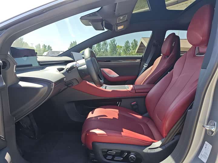 Фото 10 - Luxeed S7